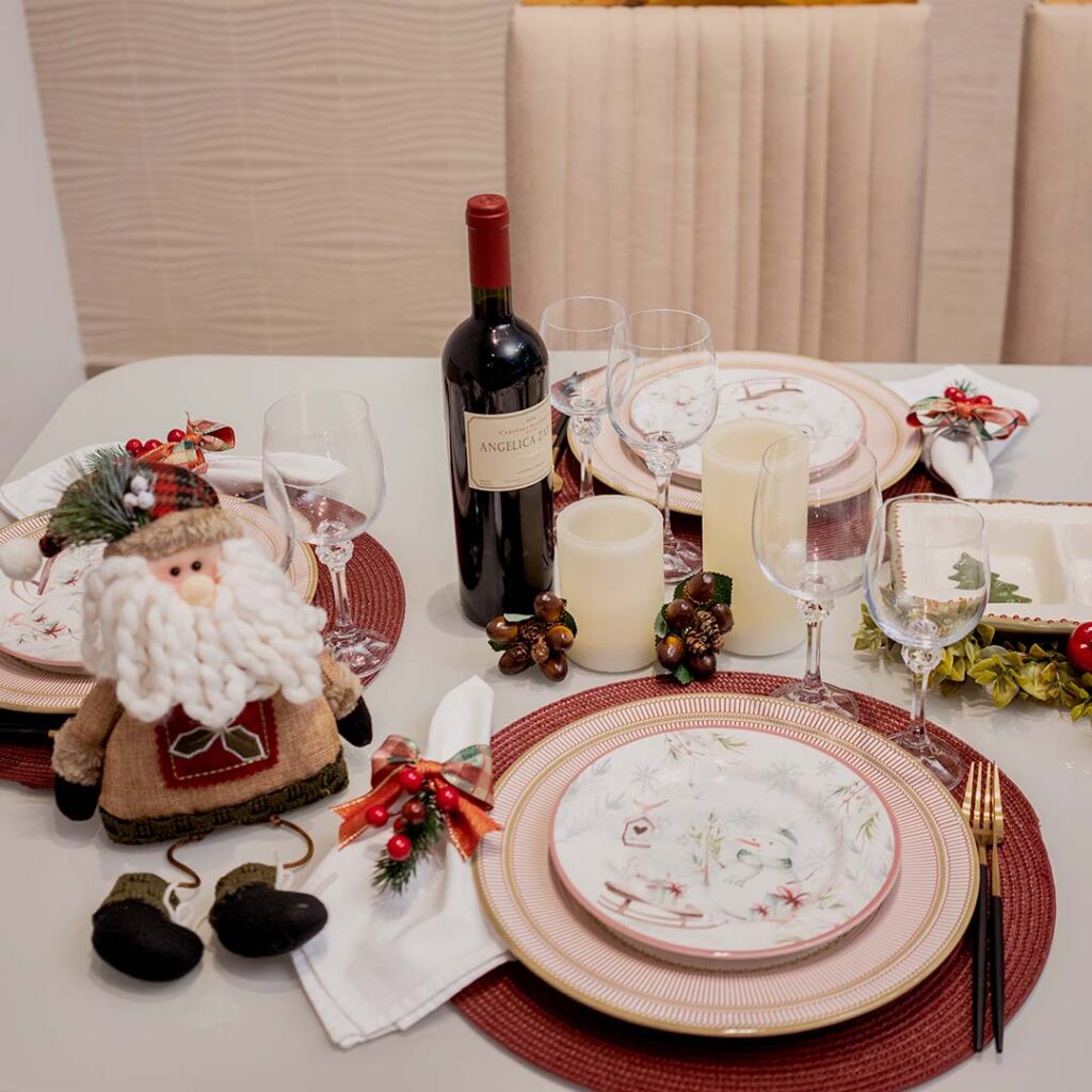 04 dicas de decoração para sua mesa posta de natal - Blog - DJ Móveis 04 dicas de decoração para sua mesa posta de natal - Blog - DJ Móveis